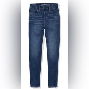 American Eagle Curvy Hi-Rise Jegging Medium wash
Next Level Stretch size 4. NWT